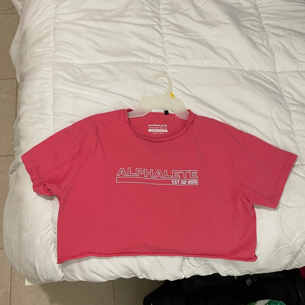 Alphalete Crop Top